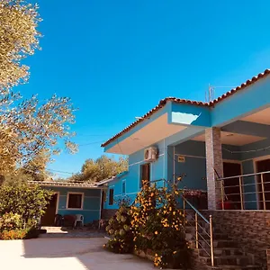 Oni , Ksamil Albania