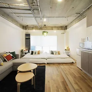 アパート 202 : Bright Modern Apt Close To Peace Park 6ppl, 広島市